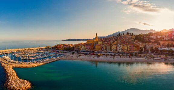 L’Hôtel Parisien : Un Havre de Paix au Cœur de Menton